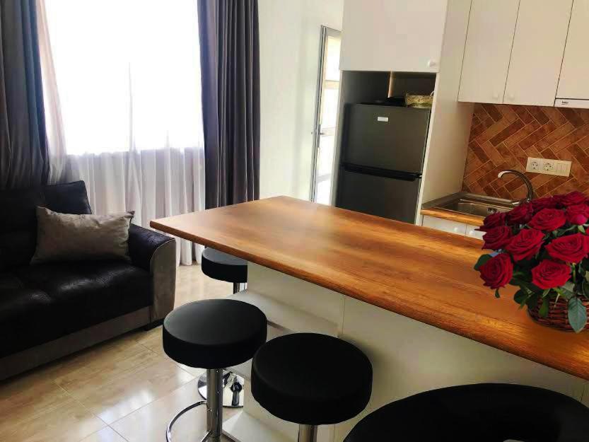 Verona Apartment Dushet'i Luaran gambar