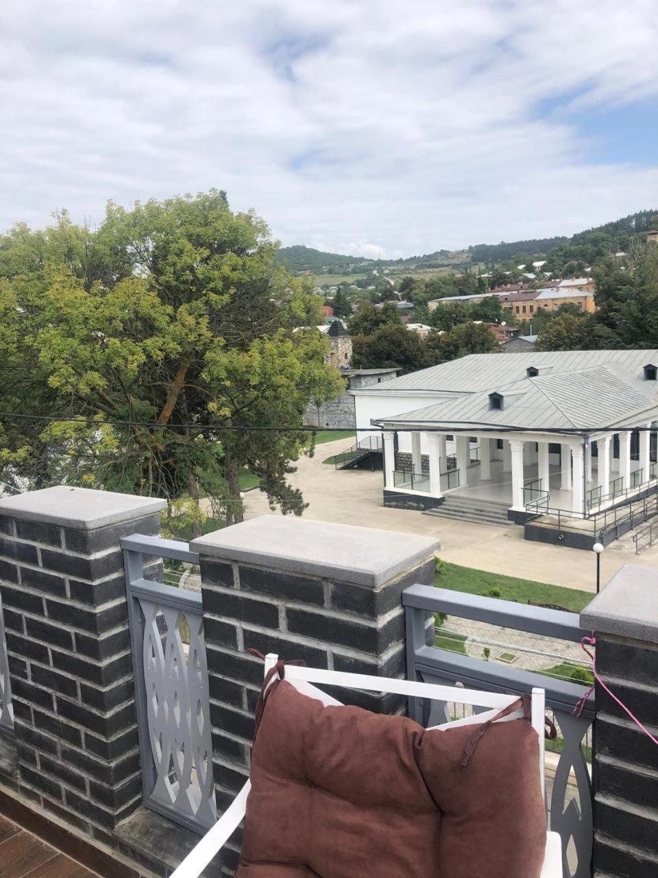 Verona Apartment Dushet'i Luaran gambar