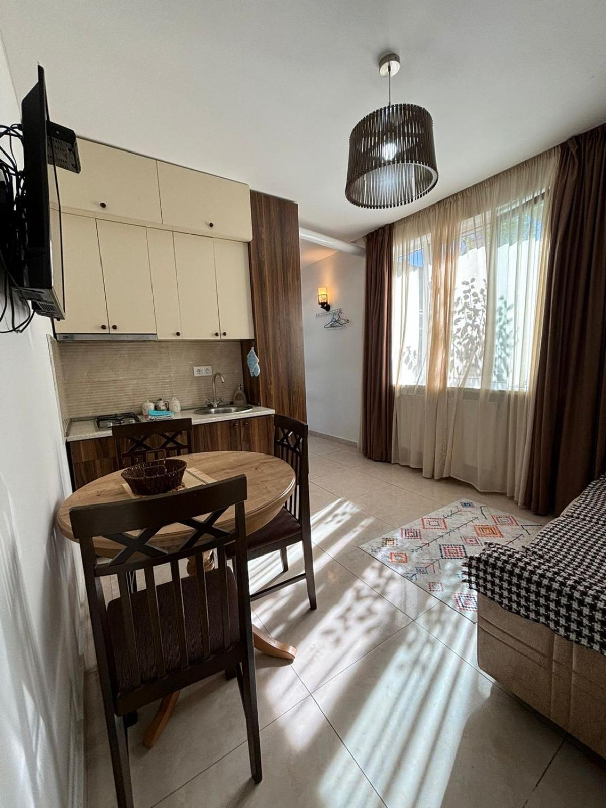 Verona Apartment Dushet'i Luaran gambar